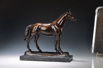 Bronzeskulptur eines Pferdes, neuzeitlich, Bronze dunkel patiniert, Sockel sek., Gesamth. ca. 40cm
