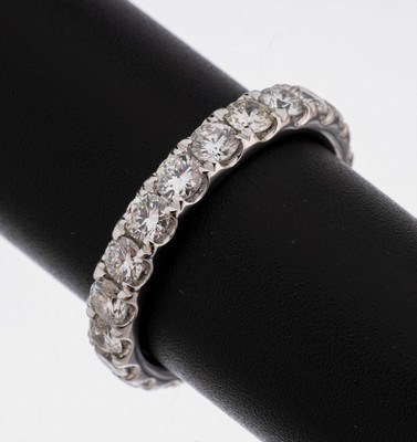 14 kt Gold Brillant-Memoryring, WG 585/000,Brillanten zus. ca. 2.04 ct feines Weiß- Weiß/vs-si, RW 54, ca. 3.5 g