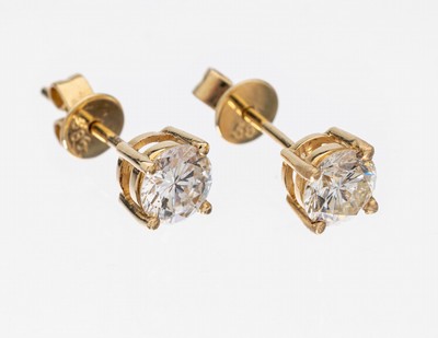Paar 14 kt Gold Brillant-Ohrstecker, GG 585/000, 2 Brillanten zus. ca. 0.92 ct Weiß-l.get.Weiß/si-p