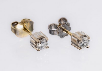 Paar 14 kt Gold Brillant-Ohrstecker, GG/WG 585/000, 2 Brillanten zus. ca. 0.55 ct Weiß/p