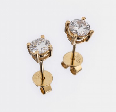Paar 14 kt Gold Brillant-Ohrstecker, GG 585/000, 2 Brillanten zus. ca. 0.75 ct Weiß/si-p