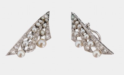 Paar 18 kt Gold Diamant-Perl-Ohrstecker, WG750/000, 42 Altschliffdiamanten und Diamantrosen zus. ca. 1.0 ct Weiß/p, Perlen in versch. Größen und ...