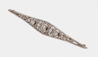 14 kt Gold Diamant-Brosche, um 1900, GG 585/000 gepr., schauseitig Platin, durchbrochen gearbeitet, 3 Altschliffdiamantenzus. ca. 0.40 ct ...