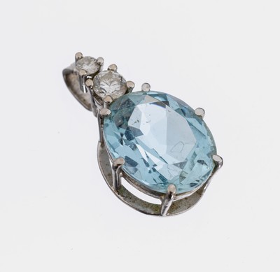14 kt Gold Aquamarin-Brillant-Anhänger, WG 585/000, ovalfacett. Aquamarin ca. 3.30 ct, 2 Brillanten zus. ca. 0.18 ct Weiß/si, ca. 2.4 g