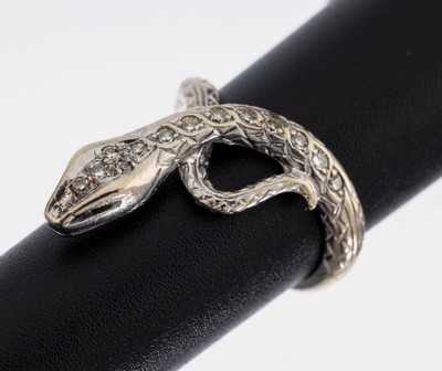 14 kt Gold Diamant-Ring "Schlange", WG 585/000, Körper fein grav., 14 8/8-Diamanten zus. ca. 0.10 ct Weiß/si-p, RW 45, ca. 4.4 g
