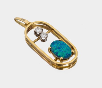 18 kt Gold Brillant-Opal-Anhänger, GG/WG 750/000, länglich oval, 2 in WG gefasste Brillanten zus. ca. 0.20 ct Weiß/si, ovale Opal-Triplette, ca. ...
