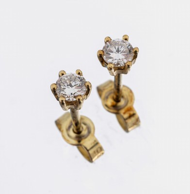 Paar 14 kt Gold Brillant-Ohrstecker, GG 585/000, 2 Brillanten zus. ca. 0.30 ct Weiß/vs-si