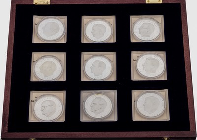 Münzsatz "Bundespräsidenten der BRD", 9 Silbermünzen von Theodor Heuss bis Heinz Köhler, jew. mit Zertifikat, im Orig.-Etui