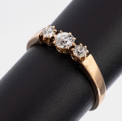 14 kt Gold Diamant-Ring, um 1900 RG 585/000, 3 Altschliffdiamanten zus. ca. 0.50 ct Weiß/si, RW 59, ca. 2.6 g
