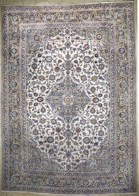 Keschan, Persien, Ende 20.Jhd, Wolle auf Baumwolle, ca. 410 x 295 cm, Reinigungsbedürftig, EHZ: 2