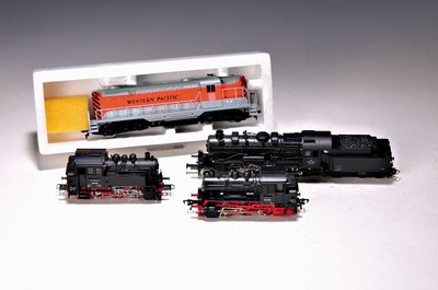 Konvolut Modelleisenbahnen, überwiegend ROCO & PIKO, dazu wenige andere Marken, ROCO: 4112, 4114, 4128, 4133, 4139, 4191, 4197 1x?, 171137; PIKO: ...