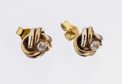 Paar 14 kt Gold Diamant-Ohrstecker, GG 585/000, 2 kl. 8/8-Diamanten, Knotenform, total ca. 2.0 g