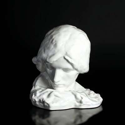 Frauenbüste, Entw. Ladislav Jan Kofranek (1880-1954), Tschechoslowakei, 1.Hälfte 20.Jh., Weißporzellan, am Boden signiert, H. 27 cm