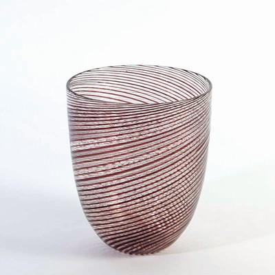 A Canne-Glasvase, Murano, Italien, 1950/60er -Jahre, farbloses Glas, kupferfarbene Glasfäden in a Canne-Technik, dagegen verschobene Fäden in ...