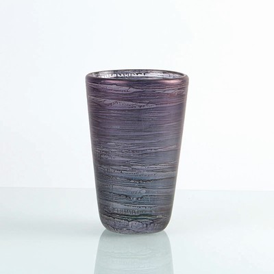 Ziervase, Isgard Moje-Wohlgemuth (geb. 1941), 1977, farbloses Glas, grau-violetter Fadendekor z.T. verlaufend, mattiert, am Boden signiert und ...