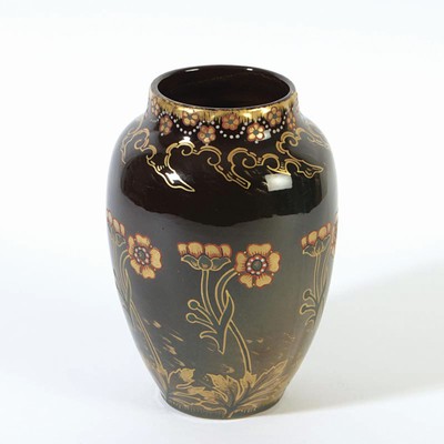Vase, Hubert Bequet Quaregnon, Jugendstil, Steingut, grün-braun verlaufend glasiert, Emailmalerei, umlaufender floraler Dekor in reicher ...