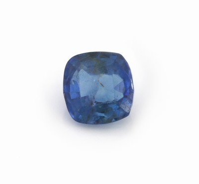 Loser Saphir, ca. 3.90 ct, Kissenschliff, Kerben