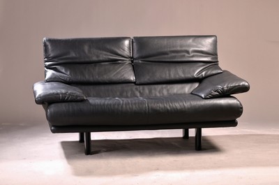 Designer Sofa "B&B Italia" Alanda, Designer Paolo Piva, mit schwarzem Leder bezogen, ca. 87 x 167 x 85 cm EZ 2
