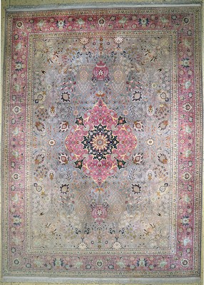 Täbriz fein(50 Raj), Persien, Mitte 20.Jhd,Korkwolle auf Baumwolle, ca. 402 x 300 cm, ca.500.000 Kn/qm, verblasst, EHZ: 2