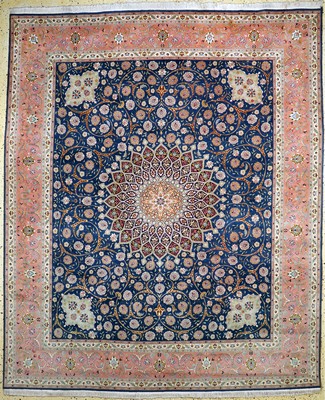 Täbriz fein(50 Raj), Persien, Ende 20.Jhd, Korkwolle mit Seide, ca. 301 x 251 cm, ca. 500.000 Kn/qm, EHZ: 2