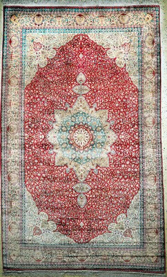 Seiden Kayseri, Türkei, Mitte 20.Jhd, reineNaturseide, ca. 352 x 215 cm, EHZ: 2