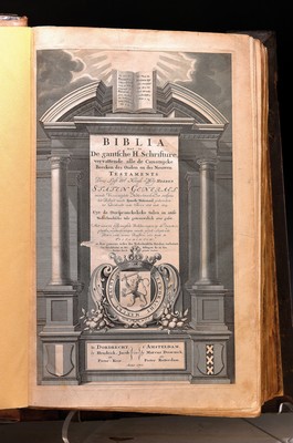 Biblia. Dat is de gantsche Heilig Schrifture, Dordrecht, Hendrick, Jacob u. Pieter Keur und Amsterdam, Marcus Doornick u. Pieter Rotterdam1702, 2°, ...