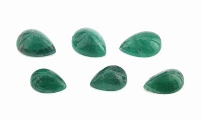 Konvolut 6 lose Smaragde, zus. ca. 5.17 ct,tropfenf. Cabochons