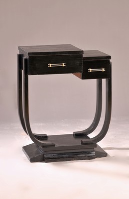 Beistelltisch/Frisiertisch, Art-Deco, um 1920,Frankreich, aufklappbarer Tisch, Holz in schwarz lackiert, ca. 80 x 60 x 35 cm,EZ 2