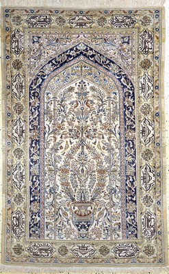 Ghom alt, Persien, Mitte 20.Jhd, Wolle auf Baumwolle, ca. 220 x 140 cm, EHZ: 2