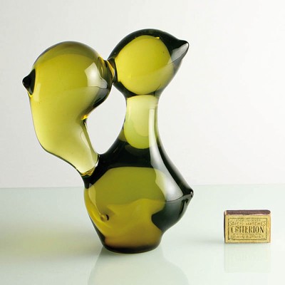 Glasskulptur, Ermanno Nason für Cenedese, Murano, gelblich grün getöntes Glas, abstrakt humanoide Form, weiblicher Akt, schwere Qualität, H. 26 cm