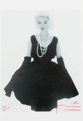 Bert Stern, 1929-2013, Farbfotografie, Titel: "Marilyn in Black Dress", Drucktechnik:Irisprint auf festem, mattem Fotopapier, handsign., ...