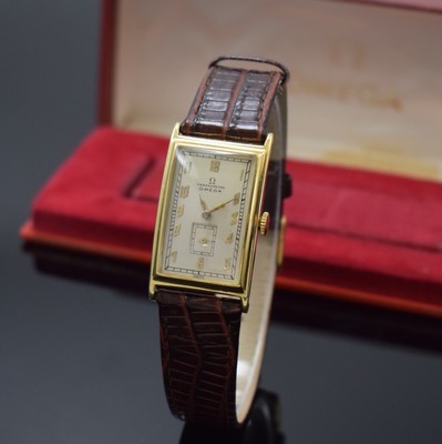 OMEGA Herrenarmbanduhr in GG 585/000, Handaufzug, Schweiz für den dtsch. Markt um 1935, rectangulär. Scharniergeh., Boden m. Namensgravur, silb. ...