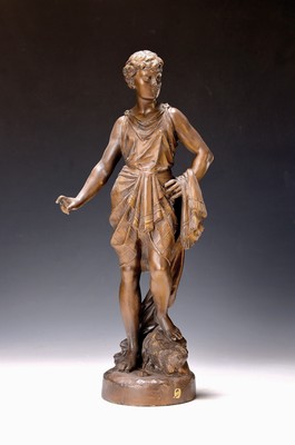 Nach Eutrope Bouret, 1833-1906, Bronzeskulptur, David als Triumphator mit dem Haupt des Goliath, auf Plinthe signiert, H. 44cm, Schwert und ein ...