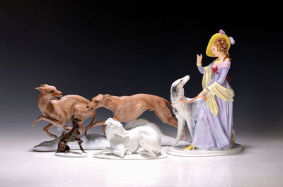 Konvolut Porzellanfiguren Windhunde, Rosenthal, 20.Jh., zwei sich jagende Windhunde, Entw. Fritz Heidenreich, um 1950, L. 40 cm; elegante Dame mit ...