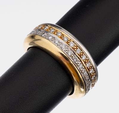18 kt Gold Brillant-Ring, WW/GG 750/000, 60 Brillanten zus. ca. 0.60 ct Weiß/si, 2 einzeln drehbare Ringschienen, RW 59, ca. 21.8 g