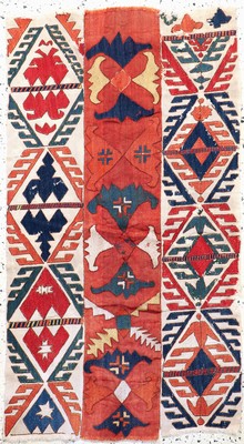 Lakai Flachgewebe, Uzbekistan, 19.Jhd, Wolle auf Wolle, ca. 120 x 66 cm, EHZ: 4, (mehrere Löcher)