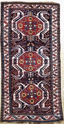 Lenkoran antik, Kaukasus, 19.Jhd, Wolle aufWolle, ca. 260 x 130 cm, EHZ: 2-3, (kleine repraturen)