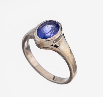 Tansanit-Ring, 925er Silber, ovalfacett. Tansanit ca. 1.0 ct, RW 57