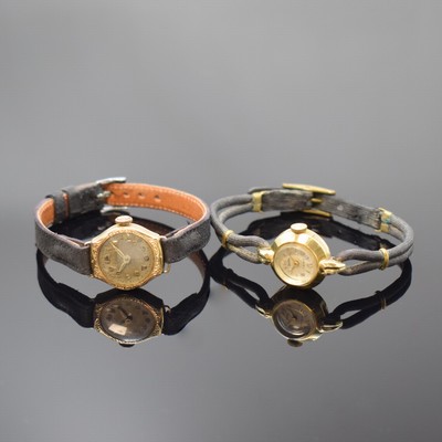 Konvolut: 2 Damenarmbanduhren in GG 585/000, Schweiz um 1930/1950, Handaufzug, 2-tlg. Geh., 1 x Zentra, Boden aufgedr., silb. Zifferbl., vern. Werk, ...