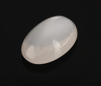 Loser ovaler Mondsteincabochon, 34.39 ct, 26 x 18 x 12 mm