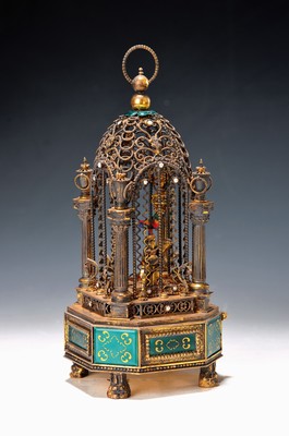 Prachtvolle Singvogel-Spieluhr, Gehäuse nach Jaquet-Droz La Chaux Fonds, Silber geprüft, achteckiger Sockel partiell grün emailliert, Käfig in ...