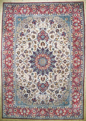 Esfahan fein, Persien, Ende 20.Jhd, Korkwolle auf Seide, ca. 365 x 256 cm, EHZ: 2