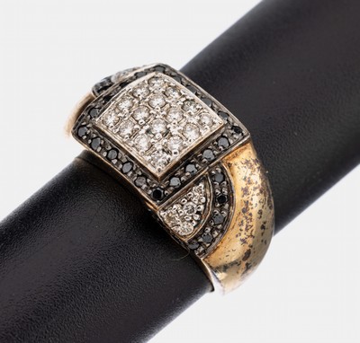 14 kt Gold Diamant-Ring, GG/WG 585/000, Brillanten und 8/8-Diamanten zus. ca. 1.20 ct Weiß/vs und Schwarz, ca. 5.7 g, RW 54