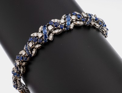 18 kt Gold Saphir-Diamant-Armband, WG 750/000, rundfacett. Saphire zus. ca. 5.0 ct, Brillanten und 8/8-Diamanten zus. ca. 4.0 ct feines ...