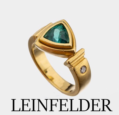 18 kt Gold Turmalin-Brillant-Ring, GG 750/000, Meistermarke LEINFELDER München, facett. Paraiba Turmalin-Triangel ca. 2.00 ct,2 Brillanten zus. ca. ...