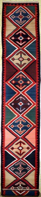 Ghaschgai Kelim"Galerie", Persien, Mitte 20.Jhd, Wolle auf Wolle, ca. 520 x 82 cm, EHZ:(nahezu Neuwertig).