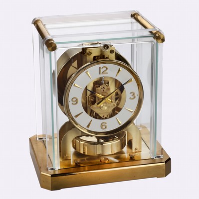 Jaeger-LeCoultre seltene Drehpendel-Tischuhr Atmos V, Schweiz für den französischen Markt um 1965, verg., 5-seitig vergl. Geh., nach vorn zu ...