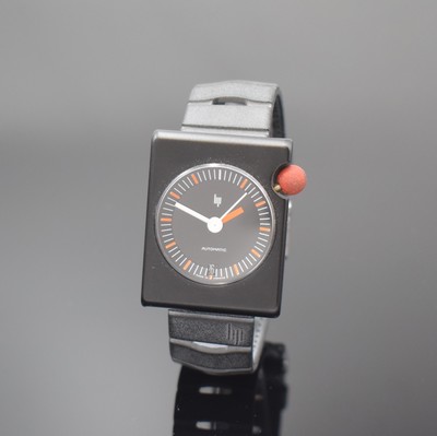 LIP seltene Herrenarmbanduhr Design Roger Tallon, Frankreich um 1975, Automatik, rechteckiges, schwarz beschichtetes Metallgeh., geschr. Stahlboden, ...