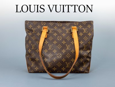 LOUIS VUITTON Handtasche "Cabas Mezzo", Monogram Canvas, Monturen Metall verg., 2 Tragehenkel und Boden naturfarb. Leder, innen brauner ...