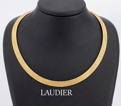 18 kt Gold Collier, GG 750/000, Meistermarke LAUDIER, total ca. 60.1 g, D ca. 13 cm, qualitätvolle Verarbeitung, Kastenschloß mit Sicherheitsacht